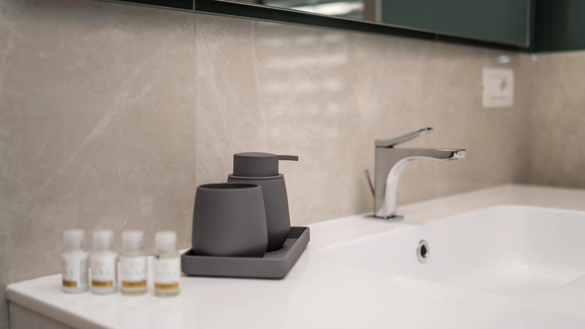 Compagnoni Suite Luxe - Spa & Wellness 밀라노 아파트