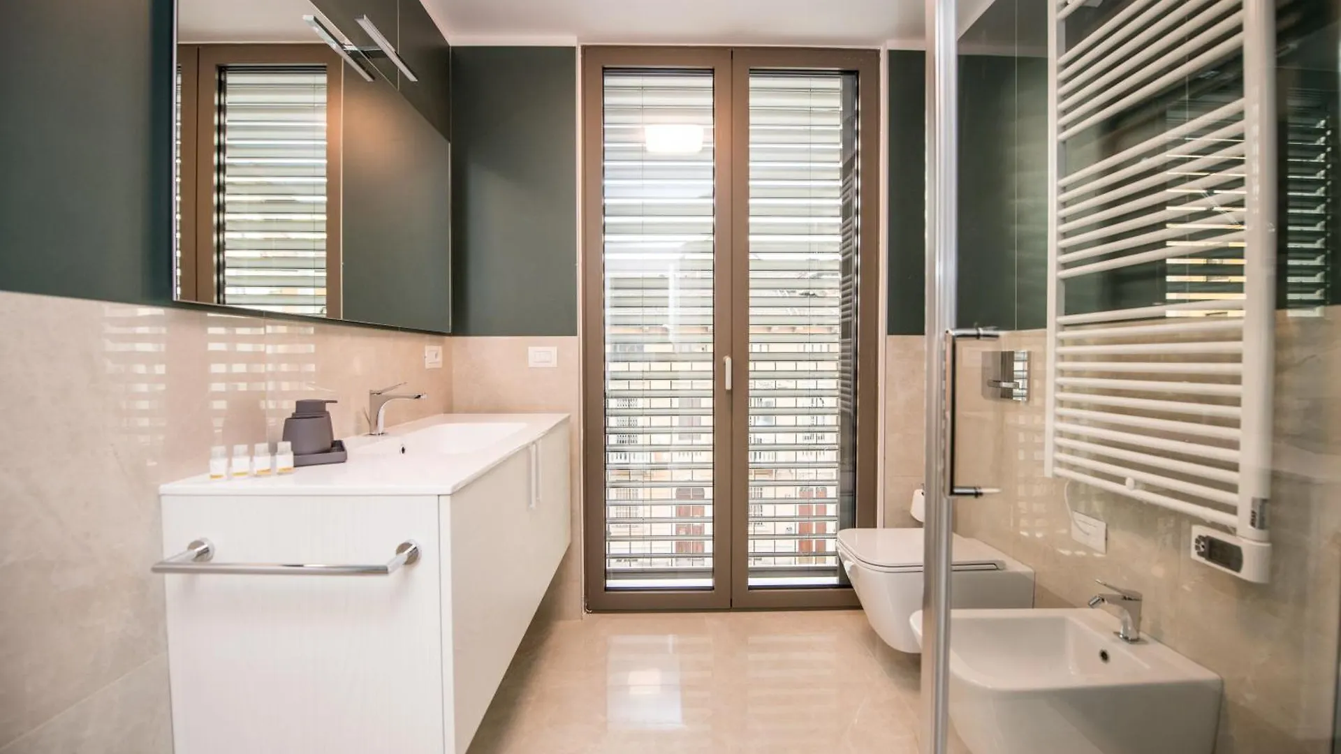 Compagnoni Suite Luxe - Spa & Wellness Milan 0*,  Italy